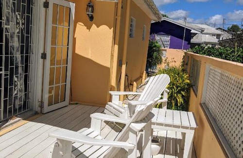 Oistins Apartamento | Anne's Villa