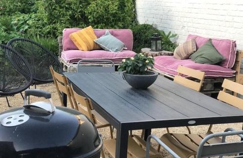 Mater Casa | Annex