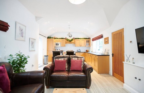 Amlwch Cabaña | ANNEXE AT TY MOEL ISAF, with a garden in Amlwch