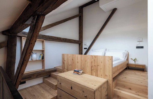 Merano Historic Center Apartamento | Ansitz Thierburg :Christl - Suites in a lovingly restored manor house