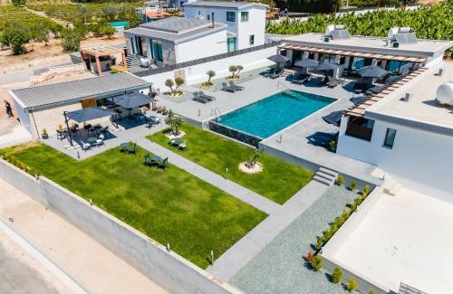 Peyia Town Apartamento | Antesia Coral Bay Resort by Ezoria Villas - Adults only