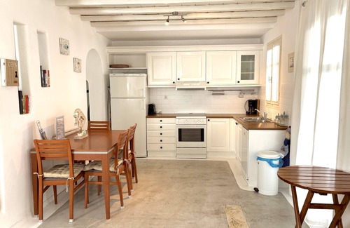 Ornos Apartamento | ANTHOS HOUSE ORNOS BEACH