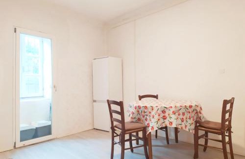 Pergine Valsugana Apartamento | Antica Casa Montengian
