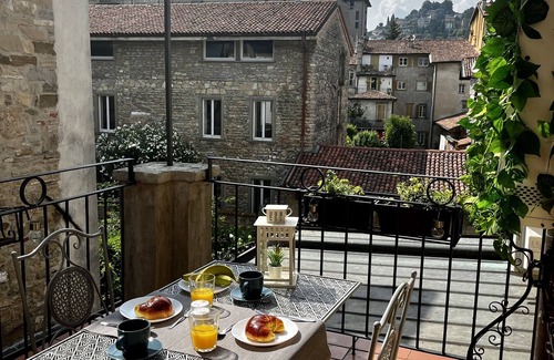 Bergamo Apartamento | "ANTICA TERRAZZA" Charme & Relax