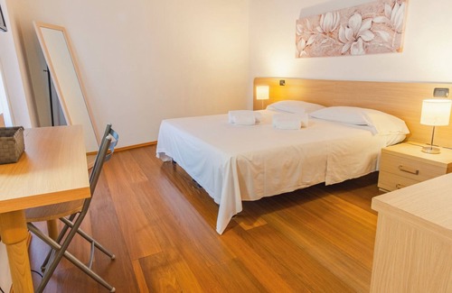 Citta Antica Casa | Antiche Mura - Cinco Habitaciones Pensión, Capacidad 10