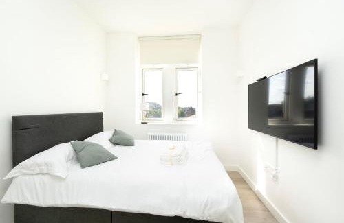 Peninsula Apartamento | Antigallican in London