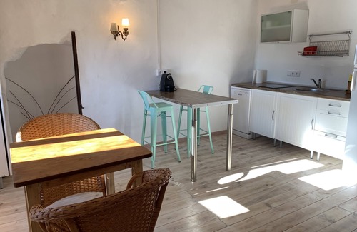 Zafra de Zancara Cabaña | Antigua Casa de Pedro Chicote (Apartamento Suite A vista de Pájaro) para 2/3pers