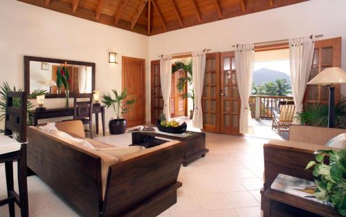 Freemans Bay Complejo | Antigua Superyacht Marina & Resort