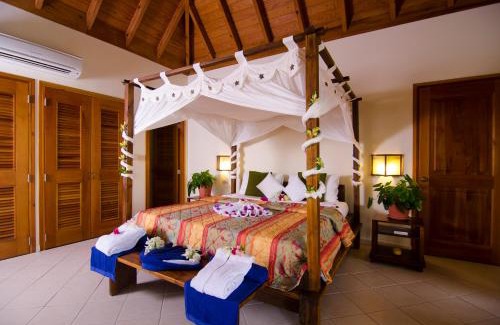Freemans Bay Complejo | Antigua Superyacht Marina & Resort