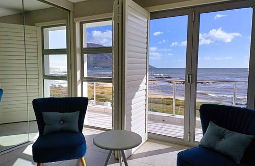 Gordon's Bay Casa | Antilles On the Beach - sleeps 12 in 6 bedrooms