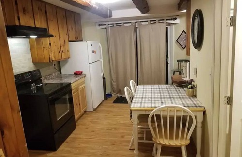 Ashland Casa | Antique Apartment in the Heart of the Lakes Region
