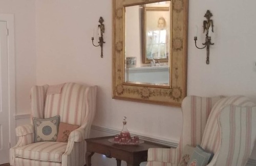 Silver Beach Cabaña | Antique elegance in Osterville