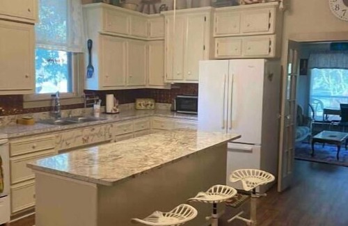 Utopia Casa | Antique House