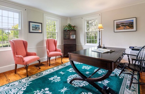 Duxbury Casa | Antigüedad en el histórico distrito de constructores navales, 1 acre, jardines, a pocos pasos de la bahía