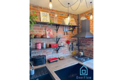 Wrzeszcz Casa | Antique Room - Charming Place, 15 Minutes to Gdańsk Old Town & Seaside