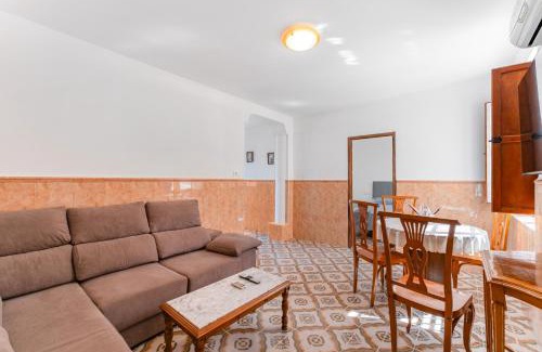 Guardamar del Segura Casa | Antique Spanish Villa With A Patio