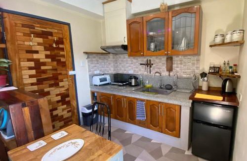 Baguio Apartamento | Antonios Cafe Transient Homes Baguio