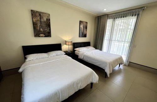 Morong Apartamento | Anvaya Cove Short Term Rental Condos