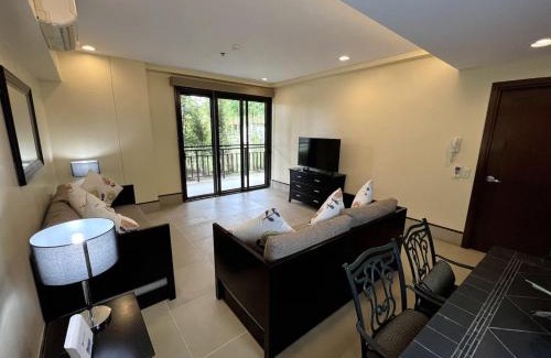 Morong Apartamento | Anvaya Cove Short Term Rental Condos