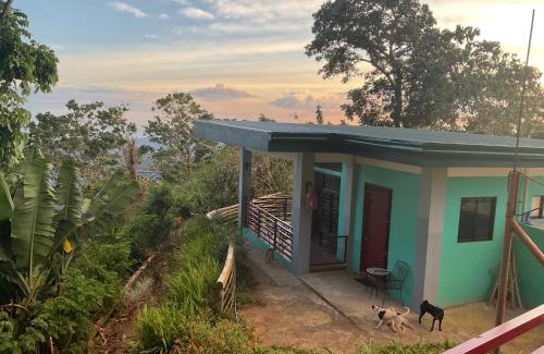 Cebu Casa | Anza Cabin at Threesome Cafe