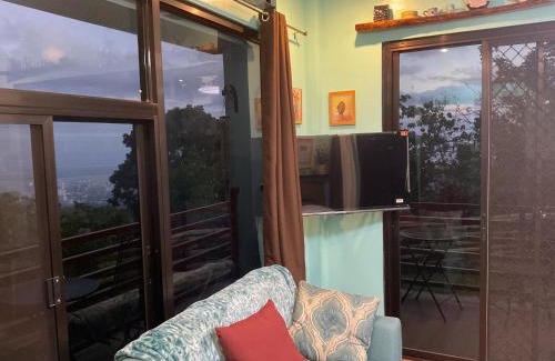 Cebu Casa | Anza Cabin at Threesome Cafe