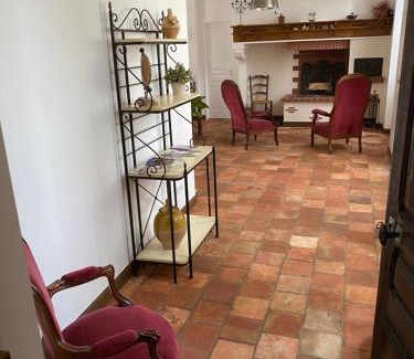 Morlaas Casa | Aou Saintou