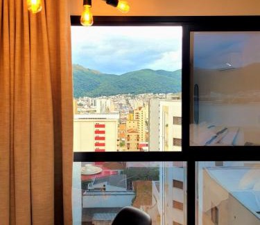 Regiao Urbana Homogenea X Apartamento | Apê 75 Central, Jacuzzi, Academia, A/C, Vista Top