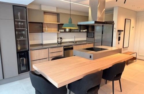 Florianopolis Apartamento | Apê Sunshine| Terraço| Interação com animais