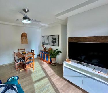 Ilheus Apartamento | Apê Vumbora Pra Praia, todo climatizado, a 200 m da praia