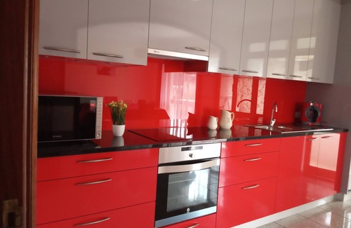 Santa Maria da Feira Apartamento | Ap. Arosa - Espaciosa 3-Bedroom Apartment in Quiet Villa-Lobão, Santa Maria Feria