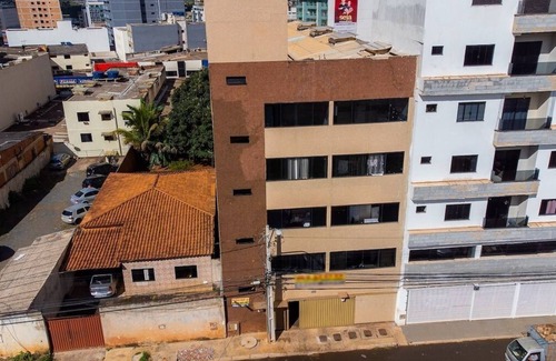 Vicente Pires Casa | Ap Com Suite ,wi-fi 500mb , Estacionamento, Elevador, Cozinha Completa , Jr Catito