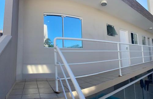 Nossa Senhora do Rosario Apartamento | AP FRENTE À PRAÇA BEM LOCALIZADO 02