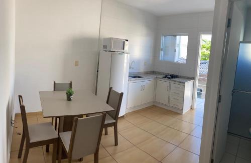 Nossa Senhora do Rosario Apartamento | AP FRENTE À PRAÇA BEM LOCALIZADO 02