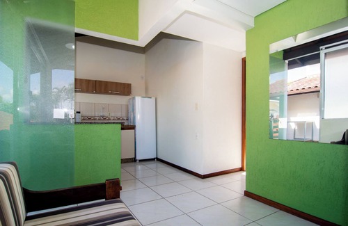Jurere Internacional Apartamento | Ap na Av. dos Dourados, 900m do Mar, Jurerê HY9529