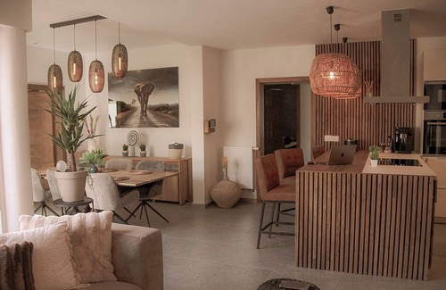 Ransart Apartamento | AP1 – 3-Bedrooms Apartment with Terrace near Charleroi Airport