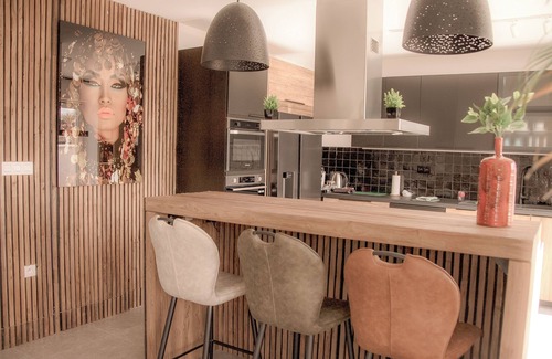 Ransart Apartamento | AP3 - 2 Bedroom Terrace Apartment Charleroi Airport