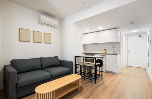 San Sebastian de los Reyes Apartamento | apartamento reformado con garaje y piscina de alquiler temporal