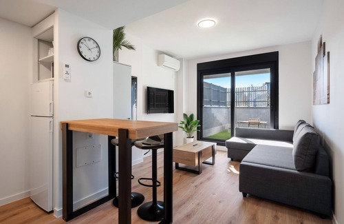 San Sebastian de los Reyes Apartamento | apartamento reformado con garaje y piscina de alquiler temporal