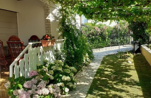 Supetarska Draga Apartamento | Apartment Ani (108501-A1) - Supetarska Draga - island Rab