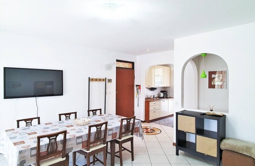 Montegrino Valtravaglia Apartamento | Apartamento cerca de Lago Maggiore y Lugano