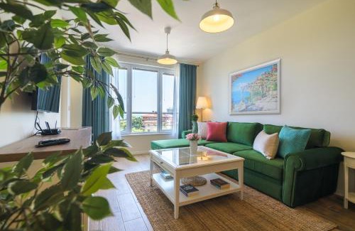 Saints Constantine and Helena Apartamento | Apartment A'MORE