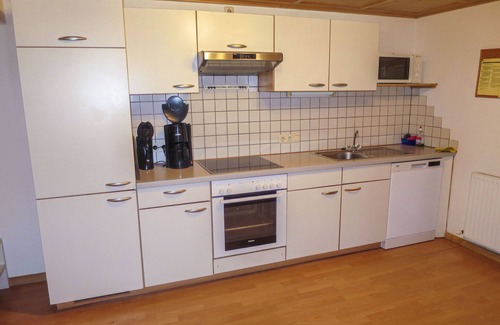 Sankt Anton am Arlberg Apartamento | Apart 14 by Interhome