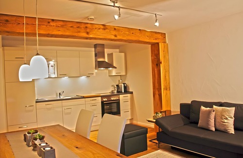 Furtwangen Apartamento | Apartamento '2 Natursuite' con vistas a la montaña, jardín compartido y Wi-Fi