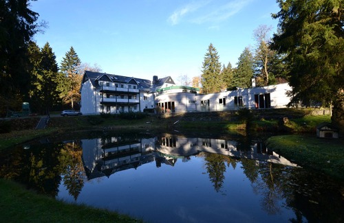 Schmiedefeld am Rennsteig Apartamento | Apartamento '1 Barrierefrei' con jardín compartido, balcón y Wi-Fi