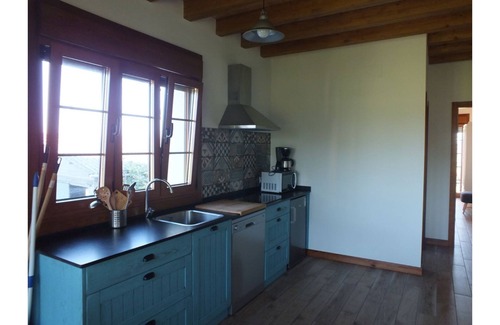 Canedo Apartamento | Apart. Familiar con jardín privado admitimos mascotas , 4 llaves