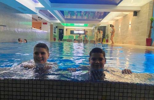 Kopaonik Apartamento | Apart Hotel & spa Zoned II, Kopaonik, apartman Lukač - special benifit Children up to 13 of age accompanied by two adutls staj for free! FREE PARKING!