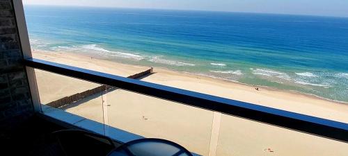 Bat Yam Apartamento | Apart Hotel TLV/Bat Yam Beach Front 1207