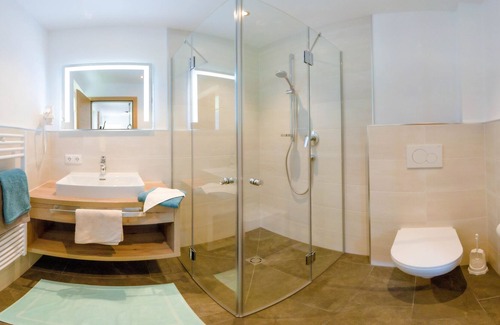 Vorderlanersbach Apartamento | Modern holiday apartment in a quiet top location