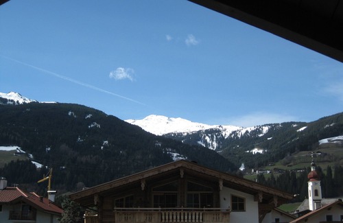 Ried im Zillertal Apartamento | APART KOPP - 1 APARTMENT 2 - 4 pers. Child-friendly Close to the center Garden
