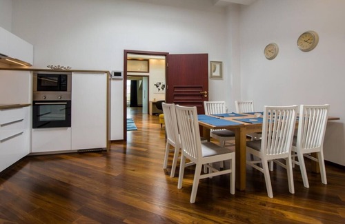 Tarnobrzeg Apartamento | Apart Madryt